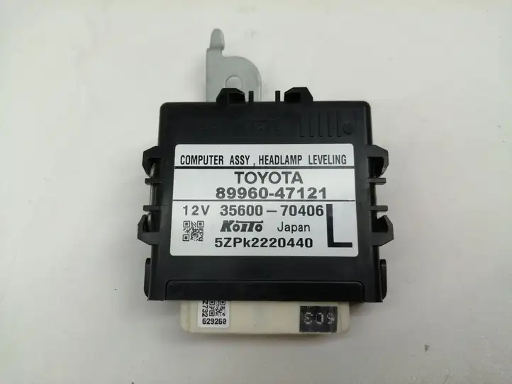 Toyota Prius+ (ZVW40) (2011 - 2018) 8996047121 Блок управления светом — фото 1