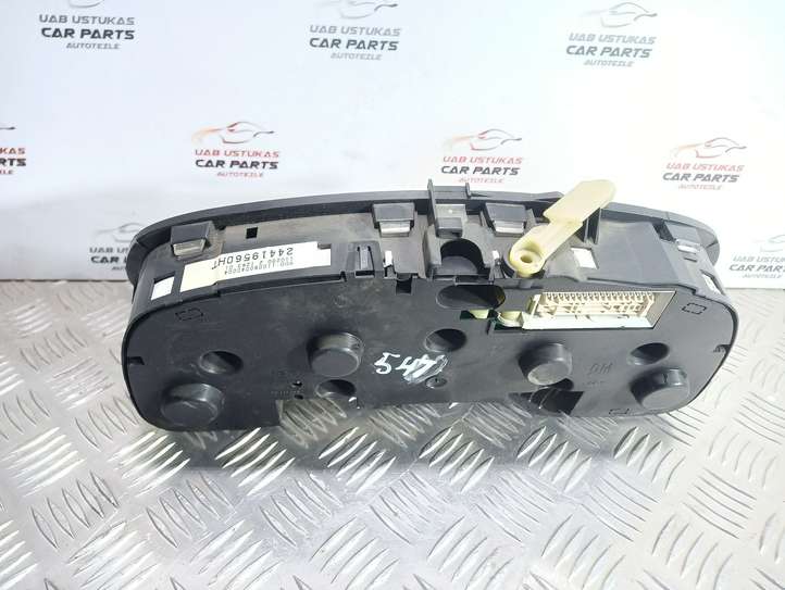 Opel Zafira (1999 - 2003)  88311258 Спидометр (приборный щиток)