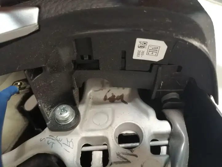 Toyota Auris E180 (2012 - 2018) 7033S83 Руль — фото 3