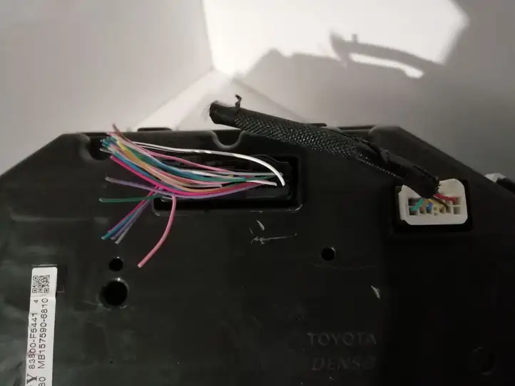 Toyota Yaris (2014 - 2019) 83800F5441 Спидометр — фото 3