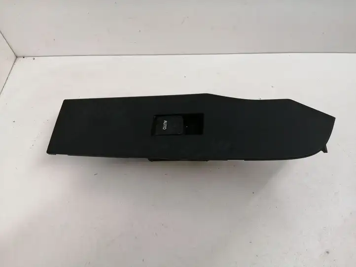 Toyota Auris E180 (2012 - 2018) 7423102D50 Блок кнопок стеклоподъемников — фото 4