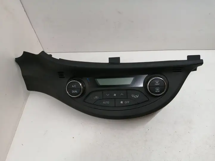 Toyota Yaris (2014 - 2019) 75F206 Блок управления климат-контролем — фото 1