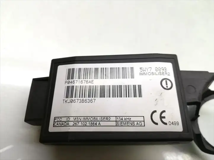 Chrysler PT Cruiser (2000 - 2010) P04671676AE Блок бесключевого доступа — фото 5
