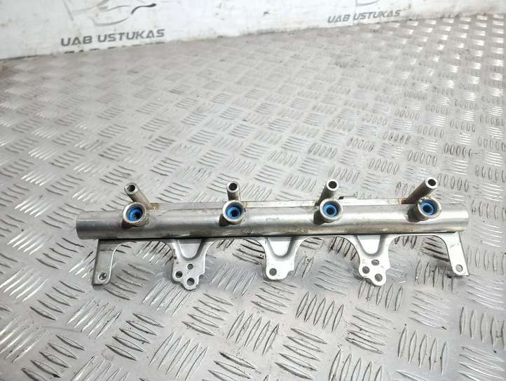 Audi A4 (2004 - 2009)  06F133317C Магистральная трубка топлива
