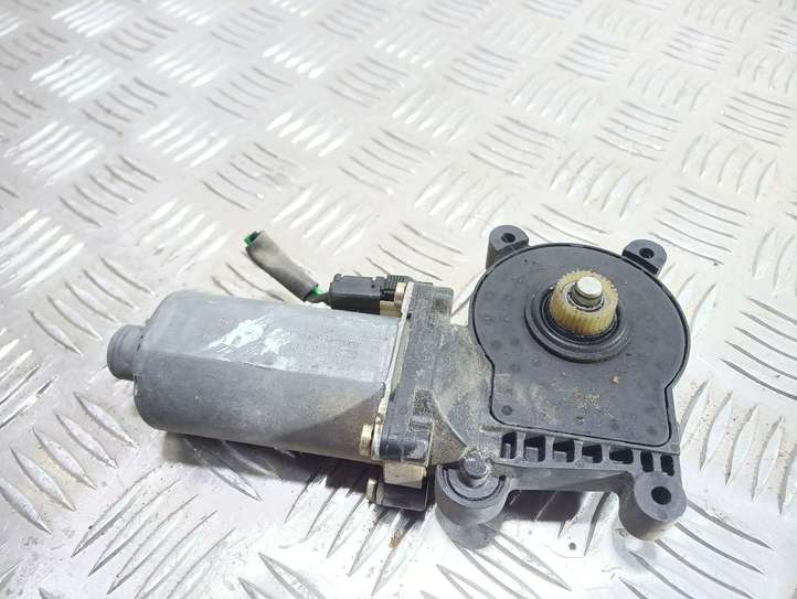 Mercedes-Benz A W168 (1997 - 2004)  0130821673 электродвигатель переднего стеклоподъемника