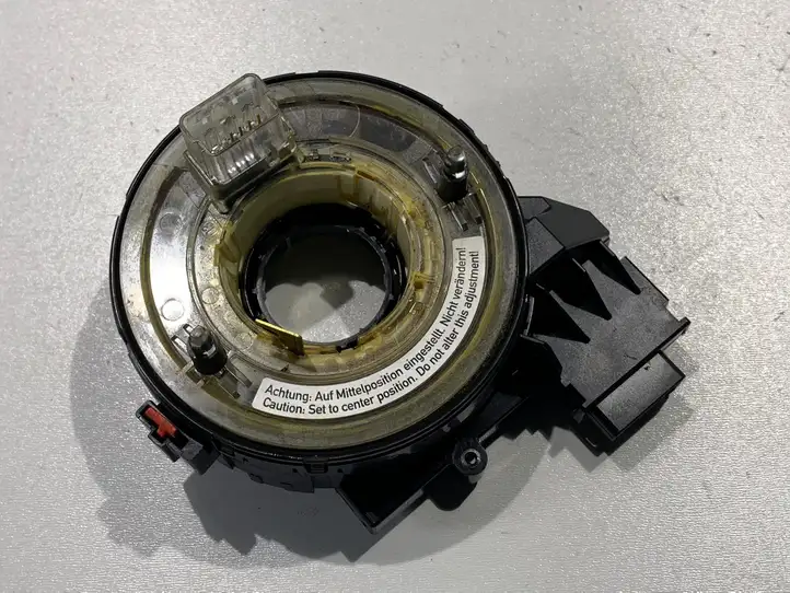Seat Leon (1P) (2005 - 2012) 1K0959653 Контактное кольцо SRS — фото 1