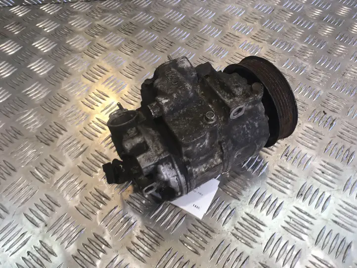 Volkswagen Polo (2001 - 2005) 6Q0820803D Компрессор (насос) кондиционера воздуха — фото 3