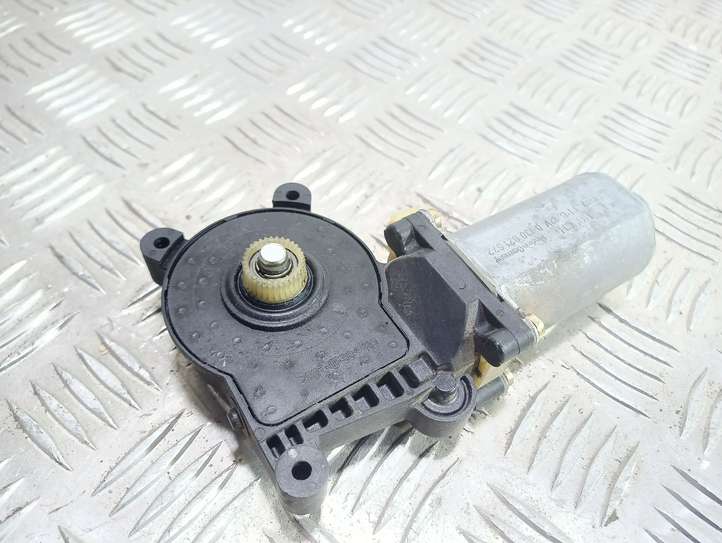 Mercedes-Benz A W168 (1997 - 2004)  0130821672 электродвигатель переднего стеклоподъемника