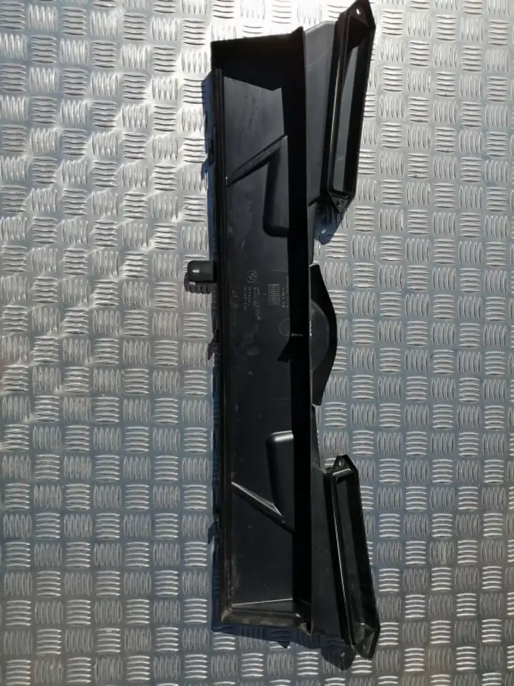 BMW 3 E90 E91 (2005 - 2012) 15677210 Крышка микрофильтра воздуха — фото 3