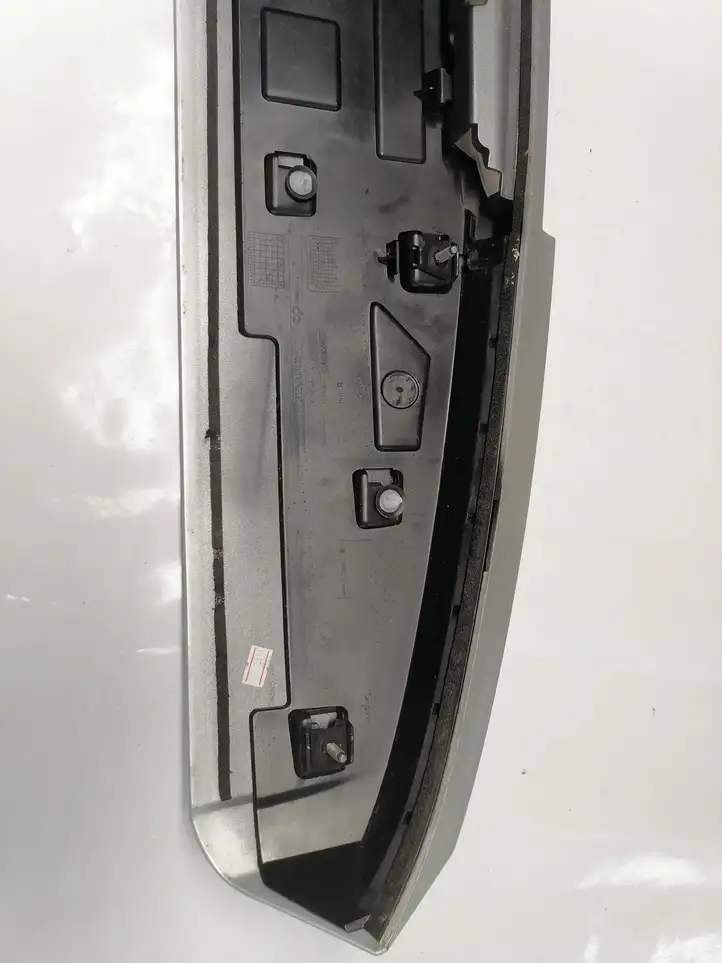 Renault Clio III (2005 - 2012) 8200883016 Спойлер заднего стекла — фото 4