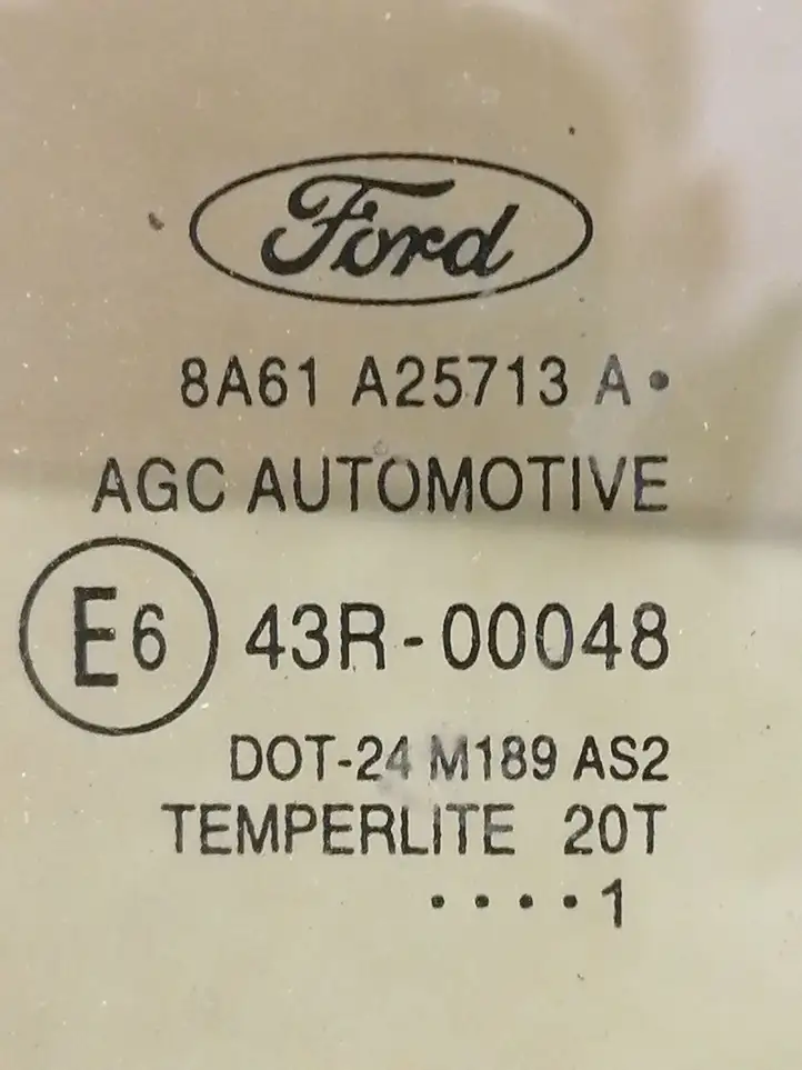 Ford Fiesta (2009 - 2012) 8A61A25713A Стекло задней двери — фото 2