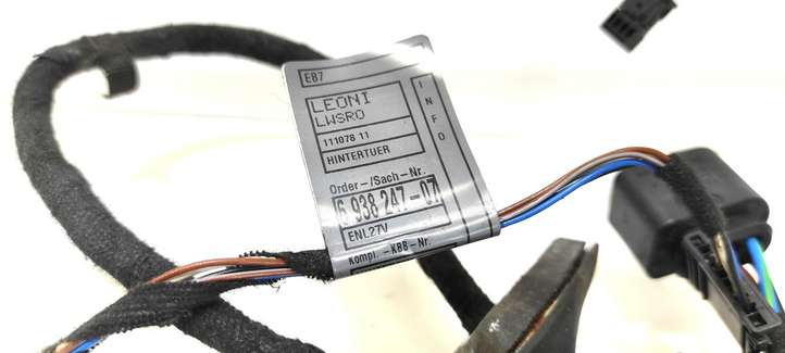 BMW 1 E81 E87 (2004 - 2011)  6938247 Проводка задних дверей