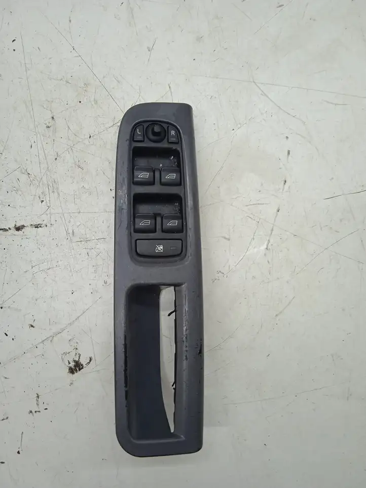 Volvo V50 (2004 - 2008) 8679473 Ручка закрывания двери — фото 1