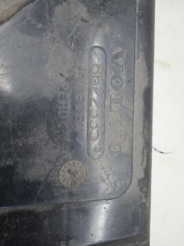 Volvo S60 (2000 - 2004) 8622335 Крышка ящика аккумулятора — фото 3