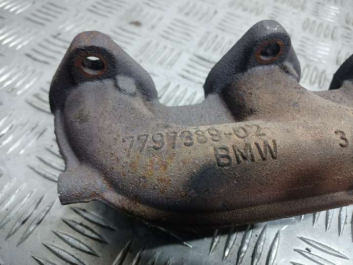 BMW 1 E81 E87 (2004 - 2011)  7797389 Выпускной коллектор