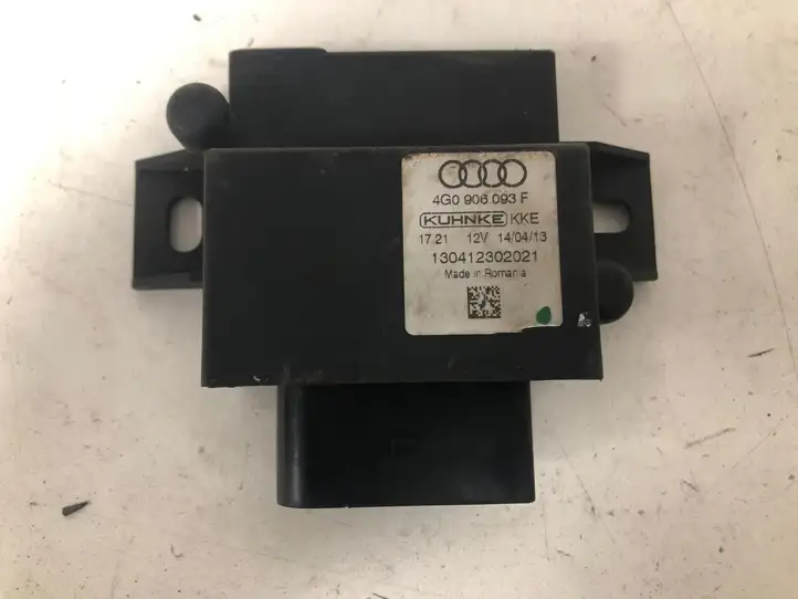 Audi A6 C7 (2011 - 2014) 4G0906093F Прочие блоки управления — фото 1