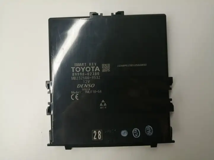 Toyota Auris E180 (2012 - 2018) MB2325009532 Блок бесключевого доступа — фото 1