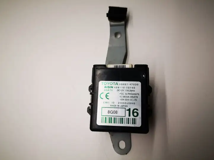 Toyota Prius (XW20) (2003 - 2009) 8999147030 Прочие блоки управления — фото 1