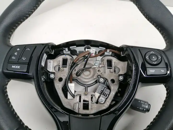 Toyota Yaris (2014 - 2019) 45100OD Руль — фото 7