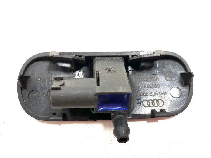 Audi A6 S6 C6 4F (2004 - 2008) 4F0955988 Форсунка омывателя лобового стекла — фото 3
