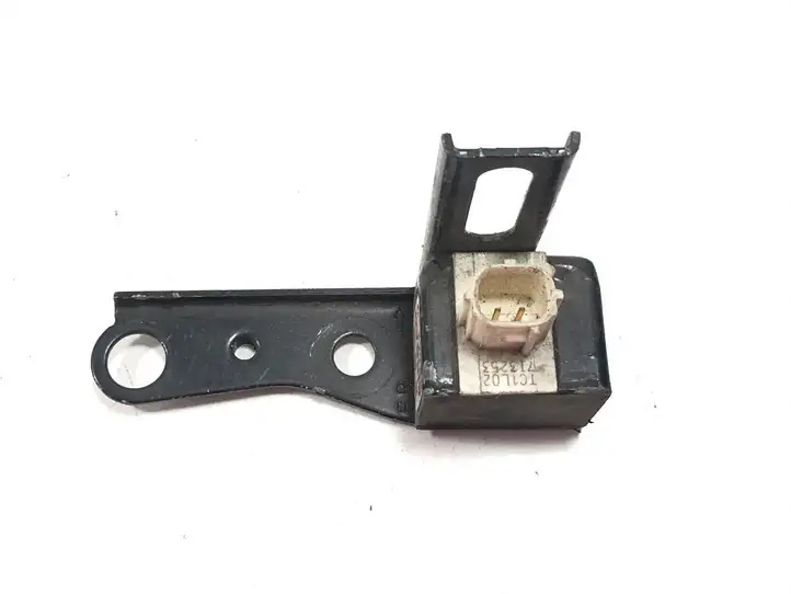 Toyota Yaris (1999 - 2003) 8917452040 Датчик удара SRS — фото 1