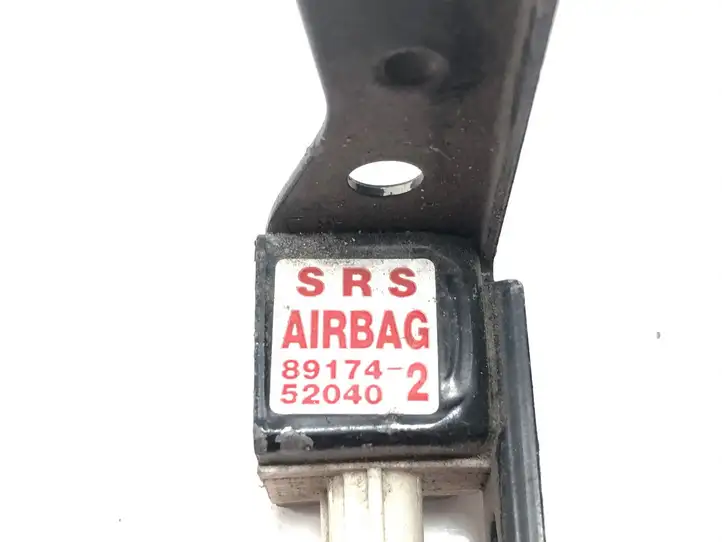 Toyota Yaris (1999 - 2003) 8917452040 Датчик удара SRS — фото 2