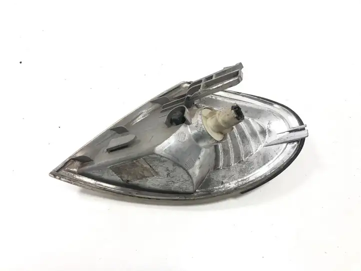 Nissan Almera N16 (2000 - 2010) E29708 Указатель поворота передний — фото 2