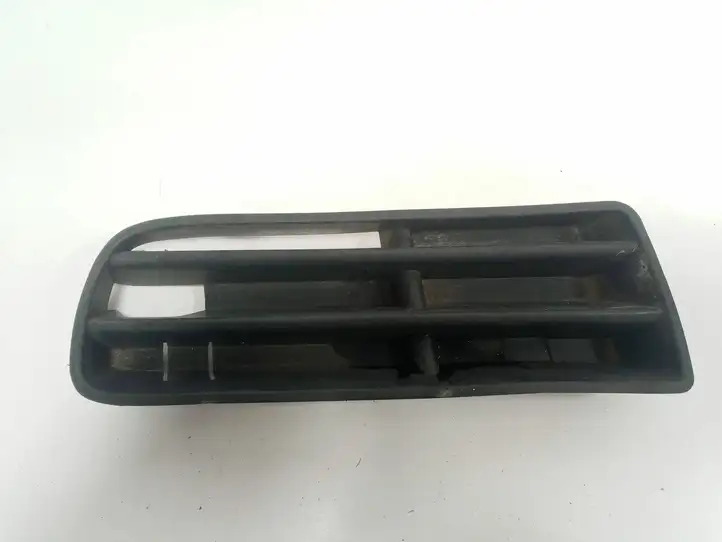Volkswagen Golf IV (1998 - 2005) 1JC853665B Нижняя решетка переднего бампера — фото 1