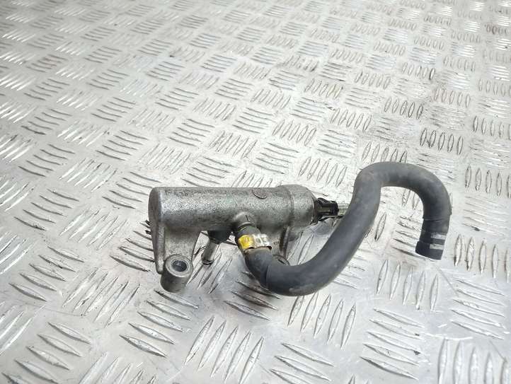 Opel Vectra (2002 - 2005)  55183043 Регулятор давления топлива