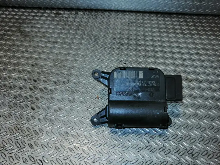 Volkswagen Caddy (2004 - 2010) 0132801336 Двигатель задвижки потока воздуха — фото 4