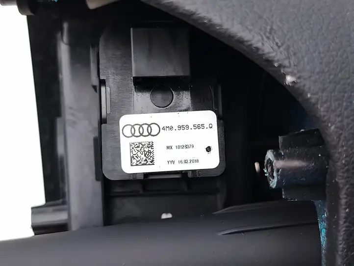 Audi (2018 - ) 186026911 Ручка закрывания двери — фото 2