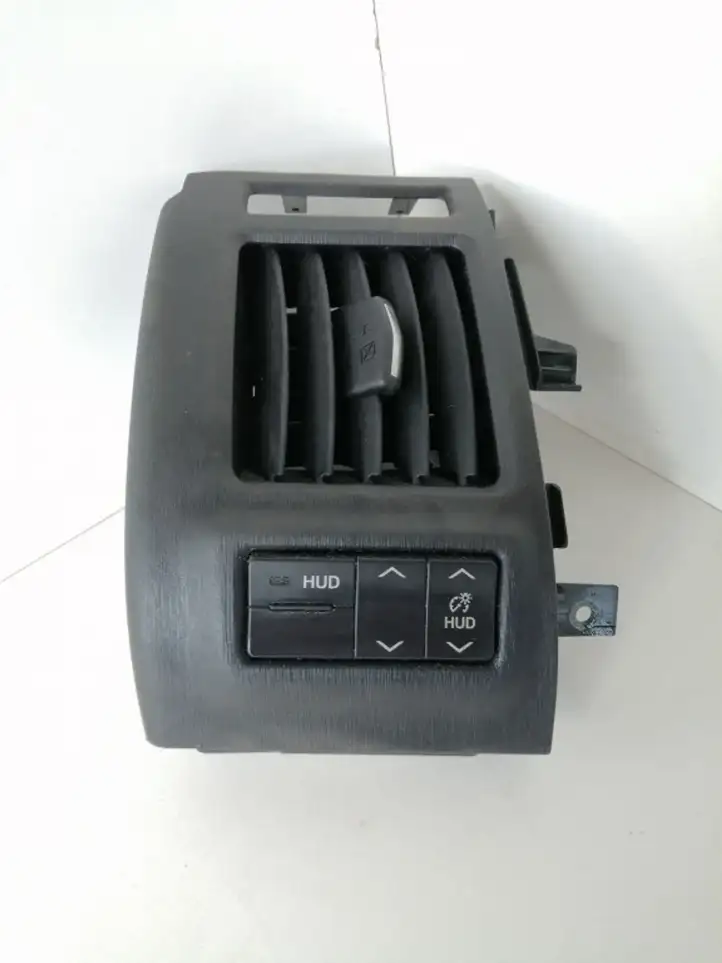Toyota Prius+ (ZVW40) (2011 - 2018) 5568647060 Боковой воздушный дефлектор — фото 1