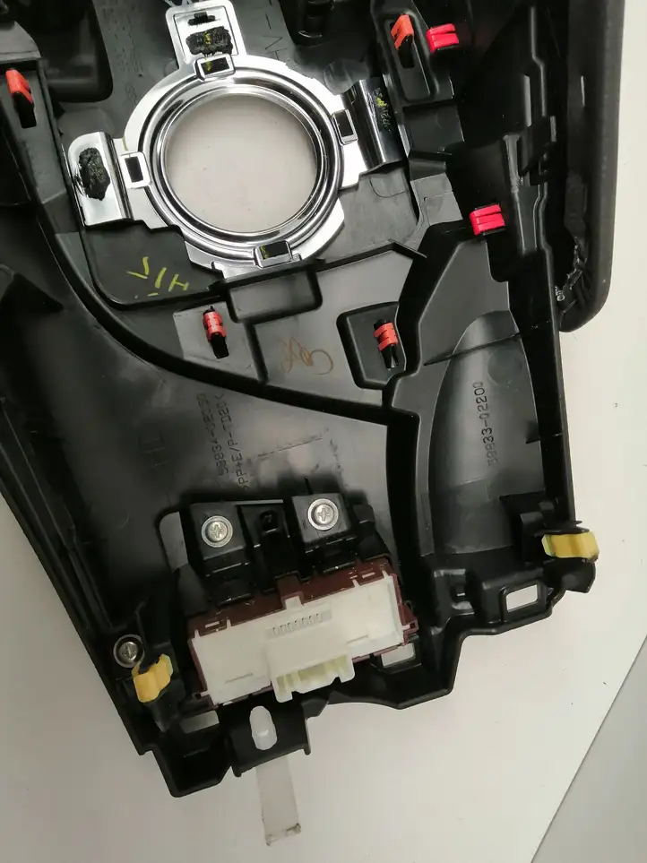 Toyota Auris E180 (2012 - 2018) 5883402050 Другие включатели / ручки/ переключатели — фото 3
