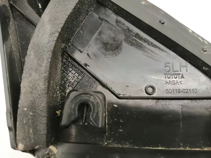 Toyota Prius (XW30) (2009 - 2015) 6011802110 Пластиковая отделка зеркала — фото 3