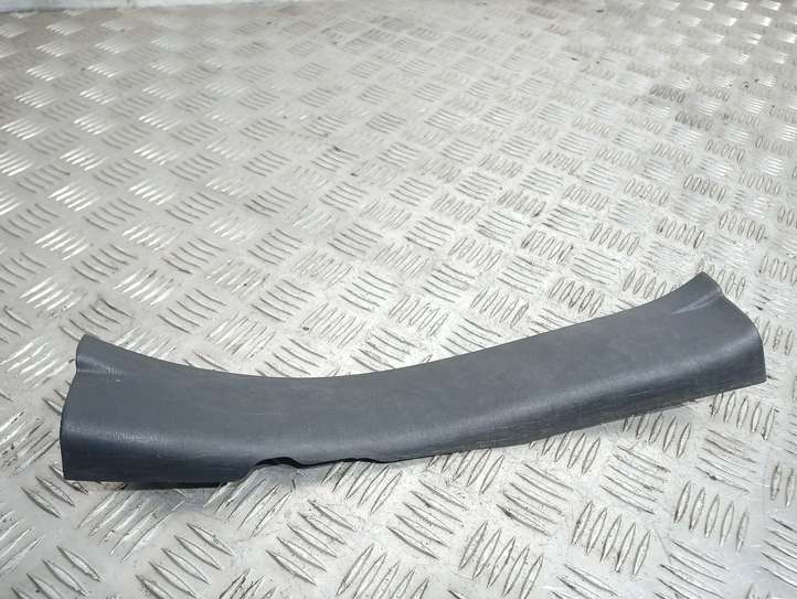 Toyota RAV 4 (XA20) (2000 - 2005)  6791842020 Отделка заднего порога (внутренняя)