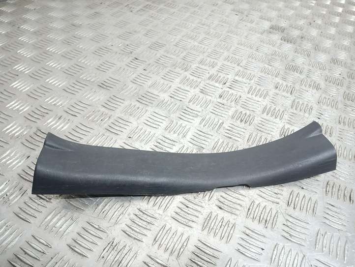 Toyota RAV 4 (XA20) (2000 - 2005)  6791742020 Отделка заднего порога (внутренняя)