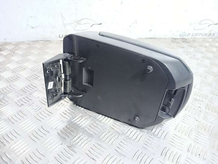 Chevrolet Captiva (2006 - 2011)   Подлокотник