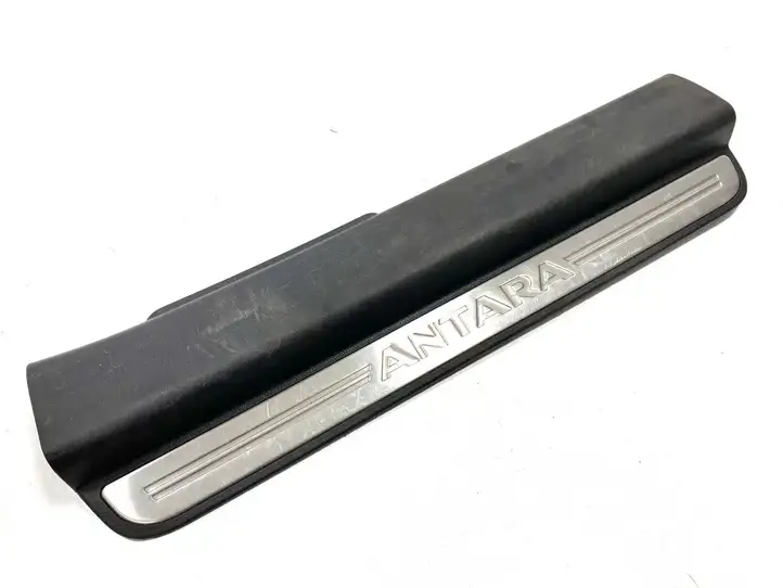 Opel Antara (2006 - 2011) 96630459 Внутренняя отделка переднего порога — фото 1