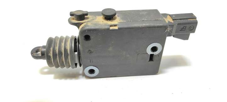 Opel Vectra (1999 - 2002)  90460062 Привод замка задней двери