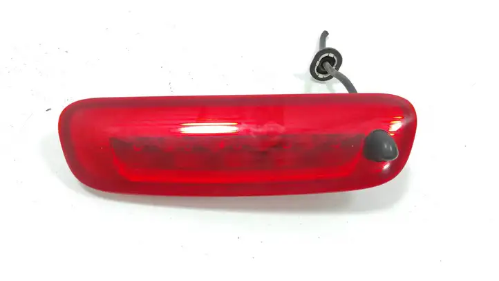 Hyundai Santa Fe (2005 - 2009) 927502B000 Дополнительный стоп фонарь — фото 1