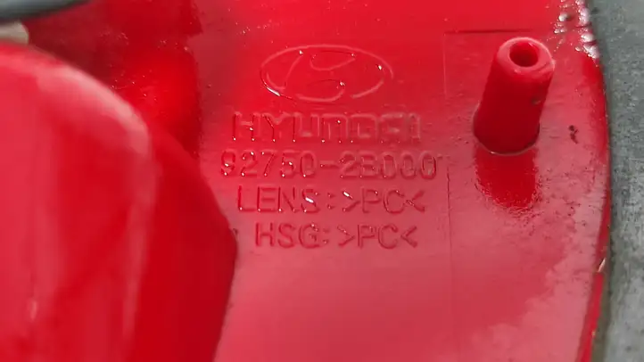Hyundai Santa Fe (2005 - 2009) 927502B000 Дополнительный стоп фонарь — фото 3