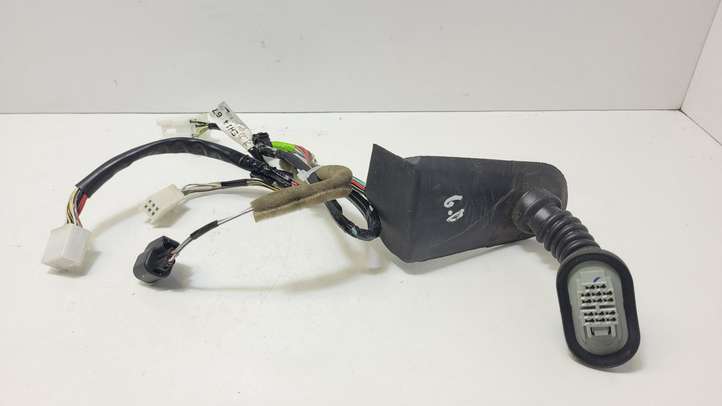 Mazda CX-7 (2006 - 2009)  EH1467220B Проводка задних дверей