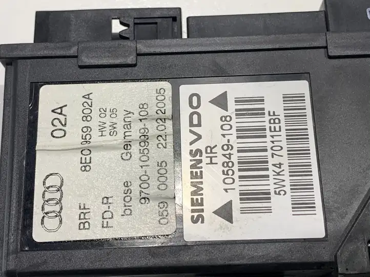 Audi A4 S4 B7 8E 8H (2004 - 2009) 8E0959802A Стеклоподъемник задней двери — фото 3