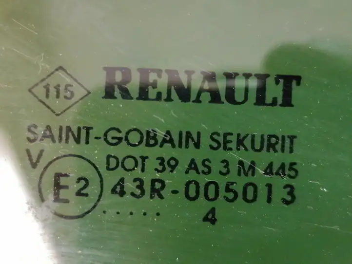 Renault Espace - Grand espace IV (2004 - 2014) Стекло задней двери — фото 2