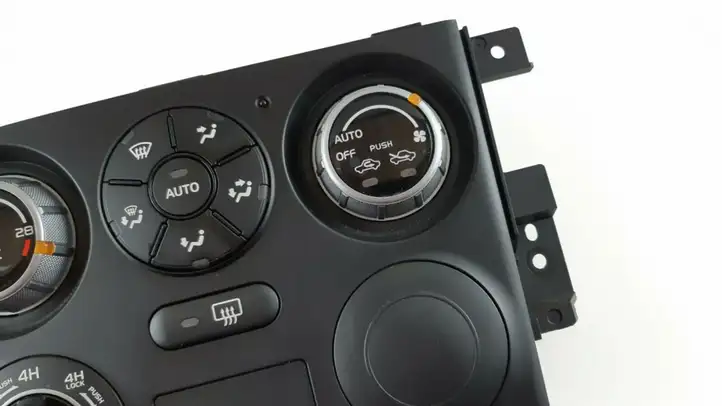 Suzuki Grand Vitara II (2005 - 2008) 3951065JD0 Отделка блока климат-контроля — фото 4
