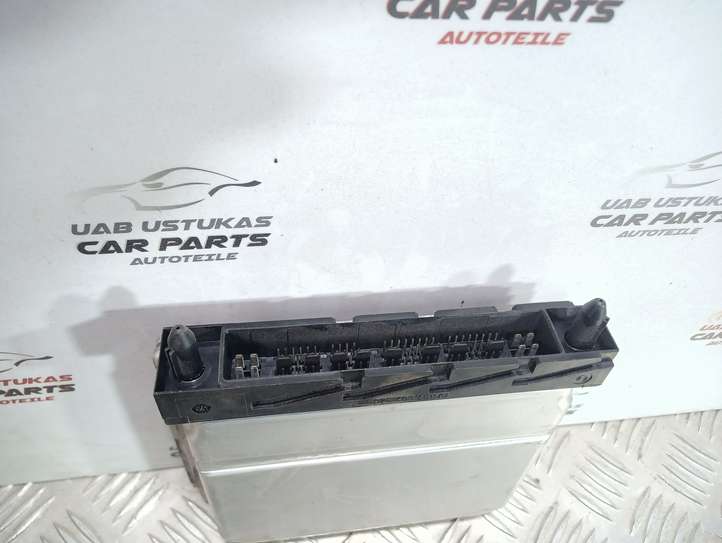 Volvo XC90 (2002 - 2006)  0281010319 Блок управления двигателя