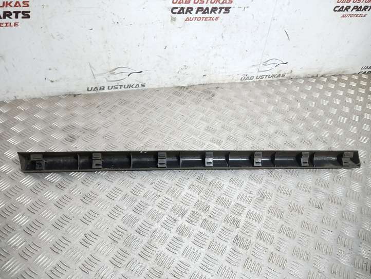 Mazda CX-7 (2006 - 2009)  EG2151RA1 Отделка (молдинг) передней двери