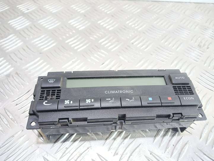 Skoda Octavia Mk1 (1U) (1996 - 2004)  6013966 Блок управления кондиционера воздуха / климата/ печки (в салоне)