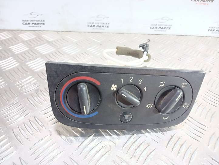 Opel Combo (2001 - 2005)  031108X Блок управления кондиционера воздуха / климата/ печки (в салоне)