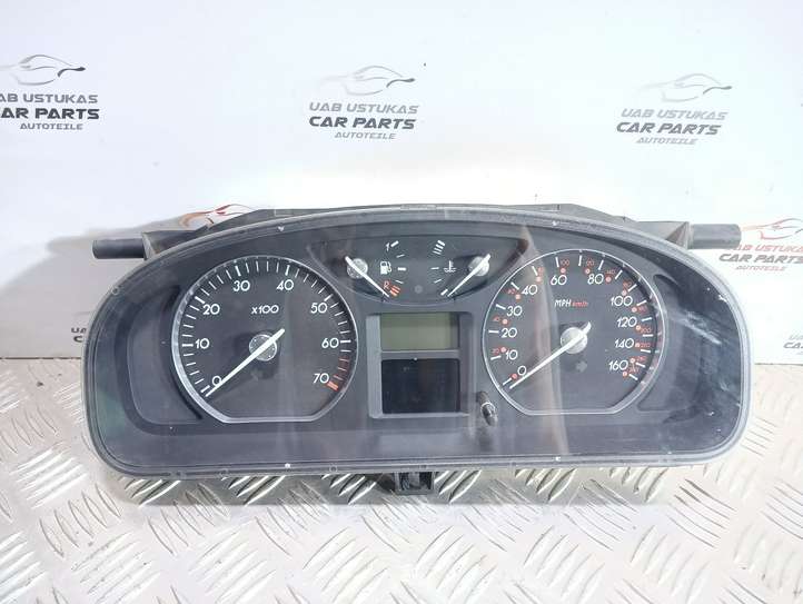 Renault Laguna (2001 - 2005)  8200218885 Спидометр (приборный щиток)